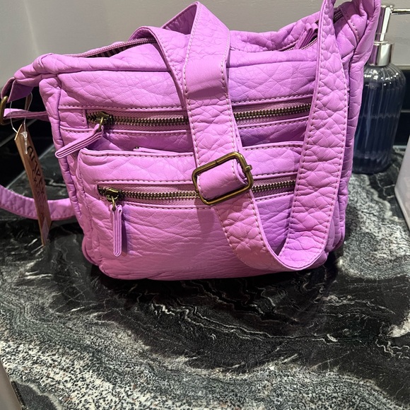 NWT Lilac Vegan Leather Crossbody Bag for Women - Picture 7 of 7